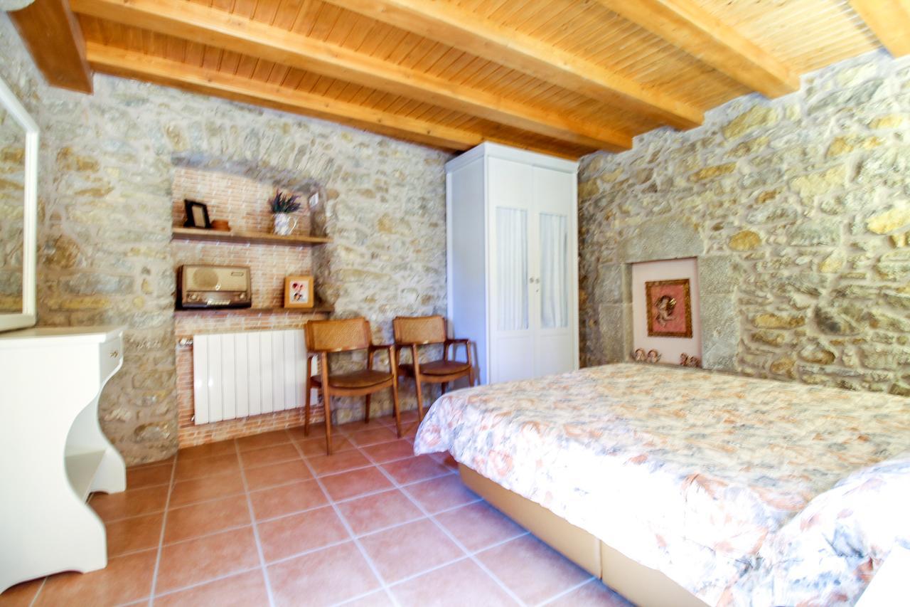 Sistach Rentals Casa Colomers Buitenkant foto